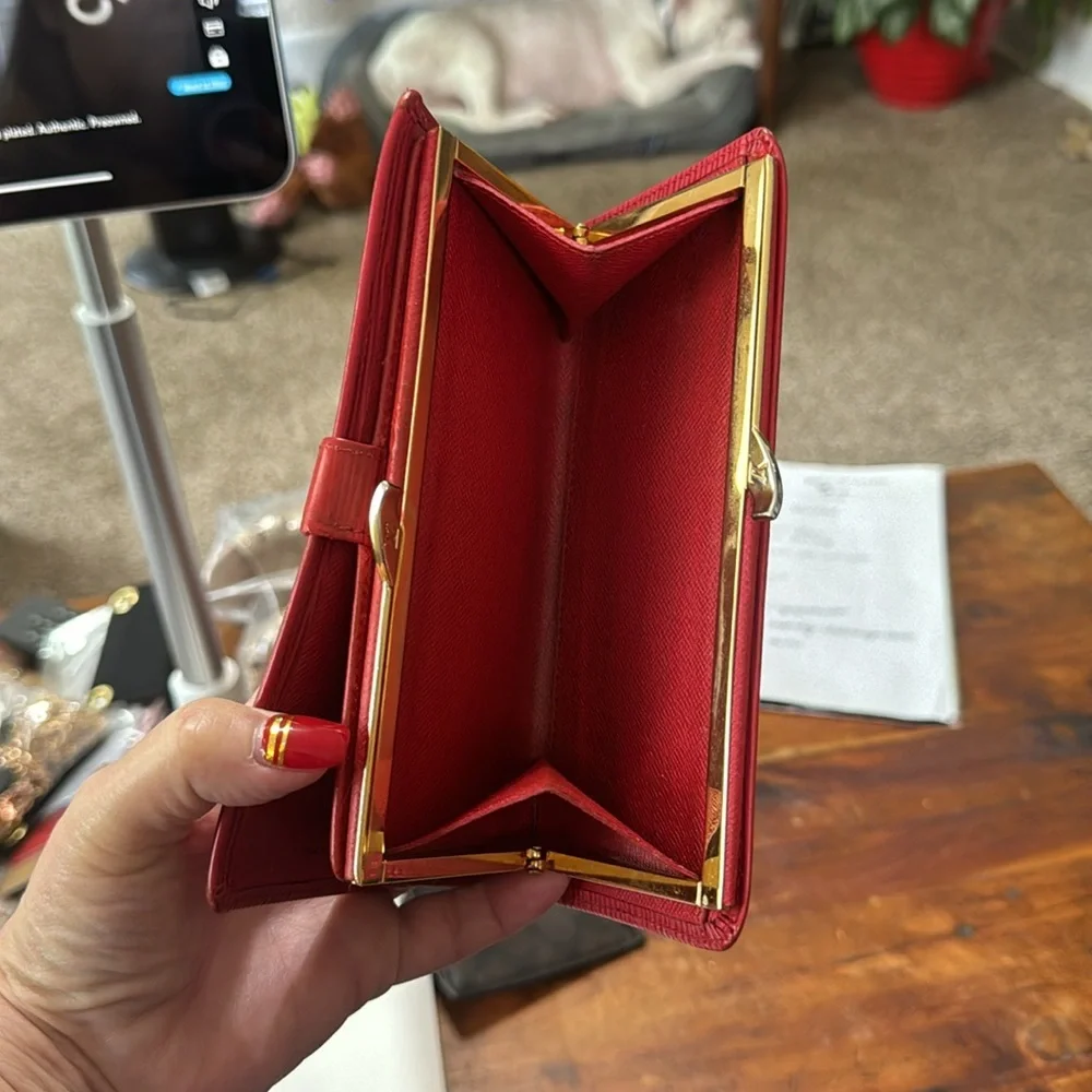 Louis Vuitton Red Epi Kisslock Long Wallet